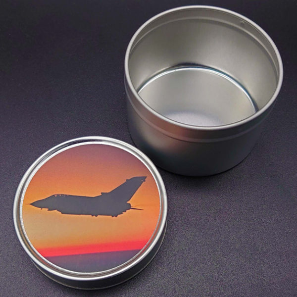 Tornado round tin